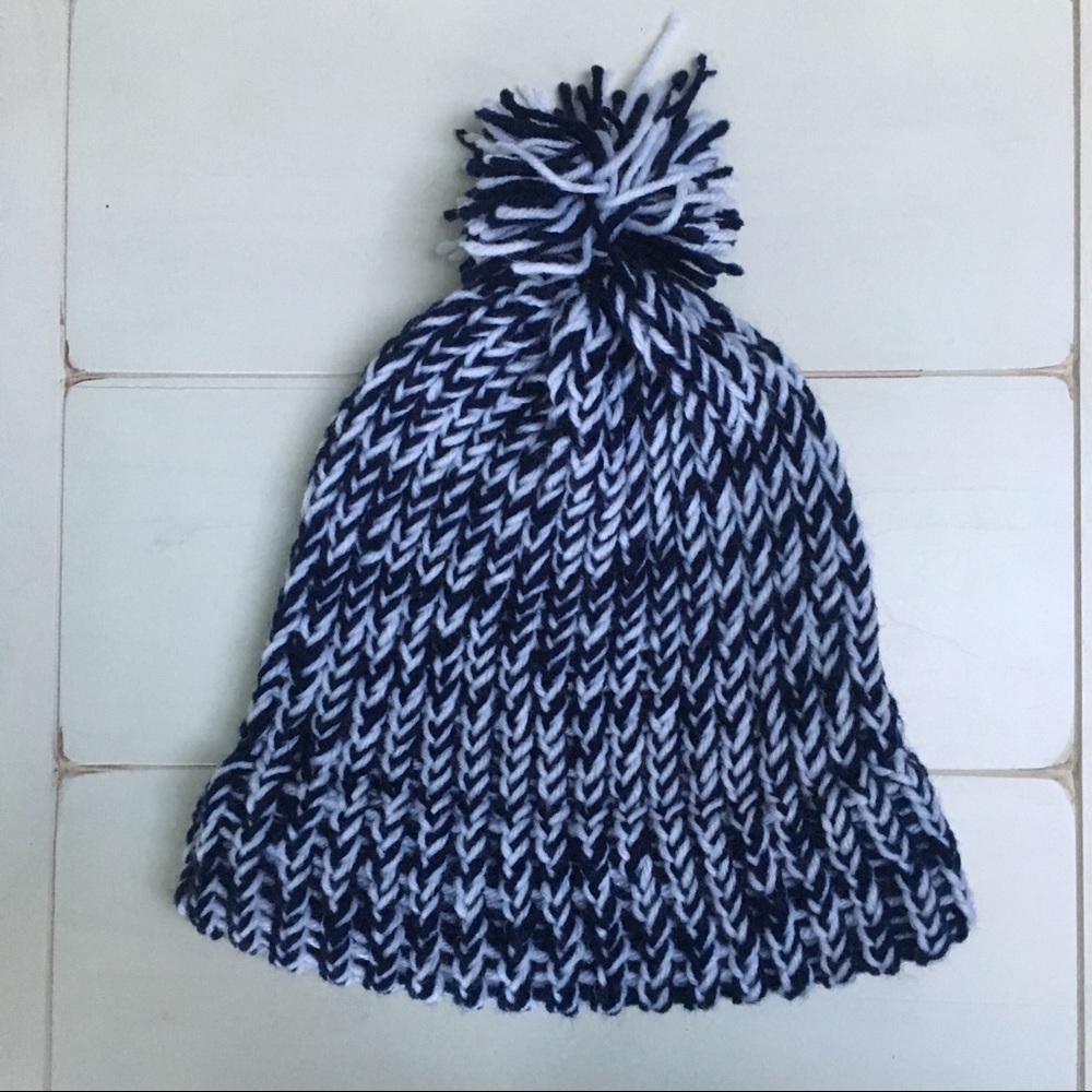 Dark blue and white slouchy kit hat